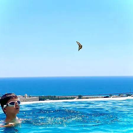 Zax Sea View